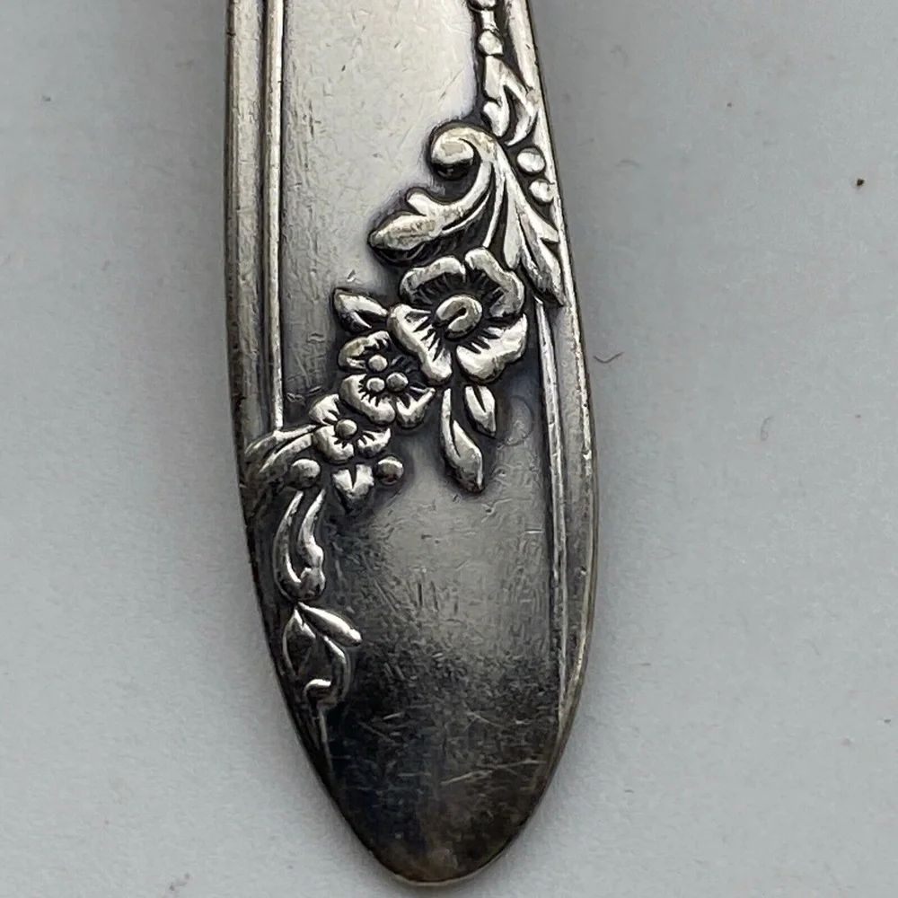 VTG 1946 Oneida Community Tudor Plate‎ Queen Bess II Teaspoons 4 Set Silverplate